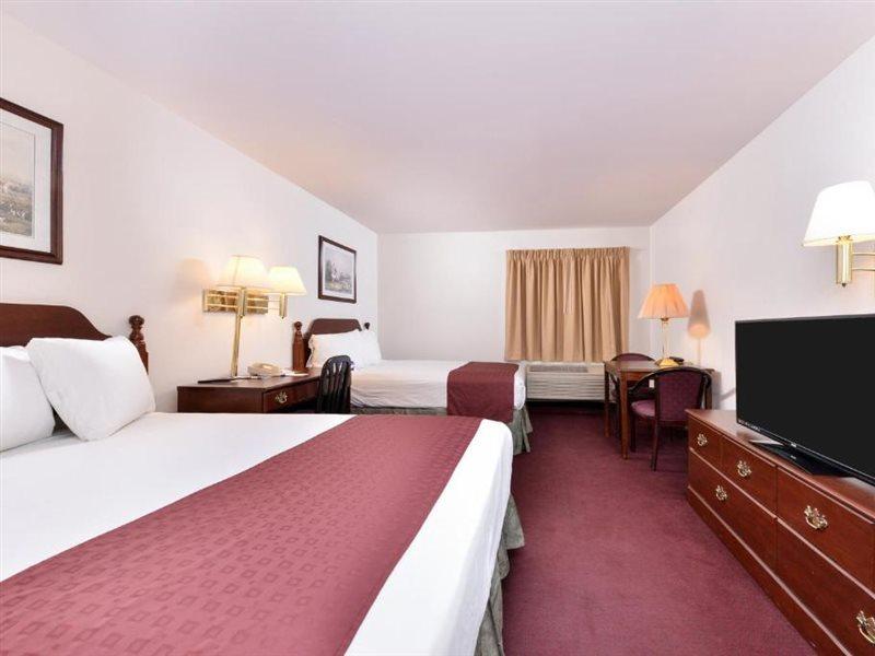 Americas Best Value Inn Somerville Texas Exterior photo