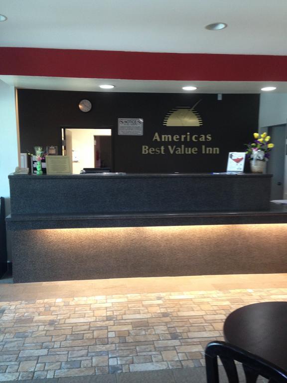 Americas Best Value Inn Somerville Texas Exterior photo