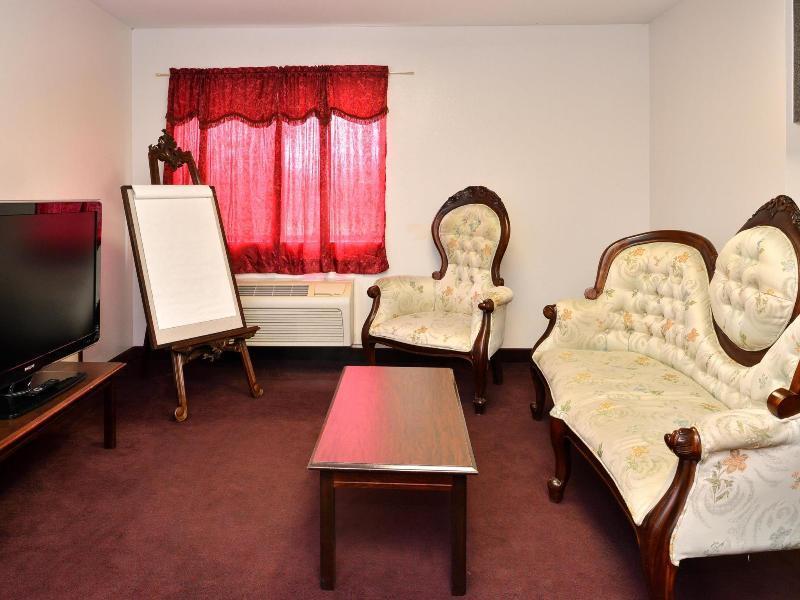 Americas Best Value Inn Somerville Texas Exterior photo
