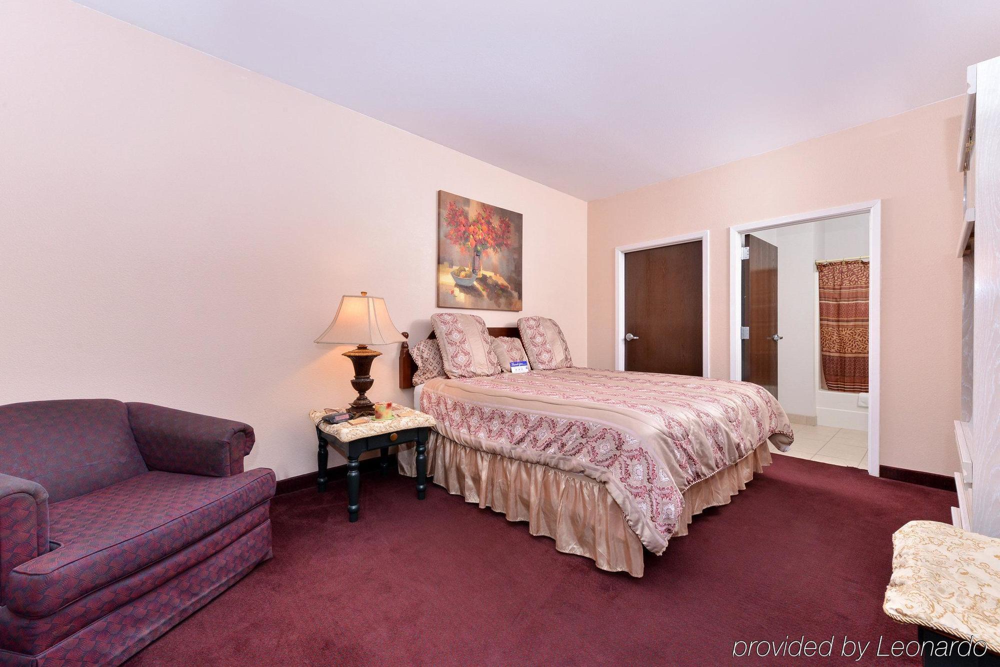 Americas Best Value Inn Somerville Texas Exterior photo