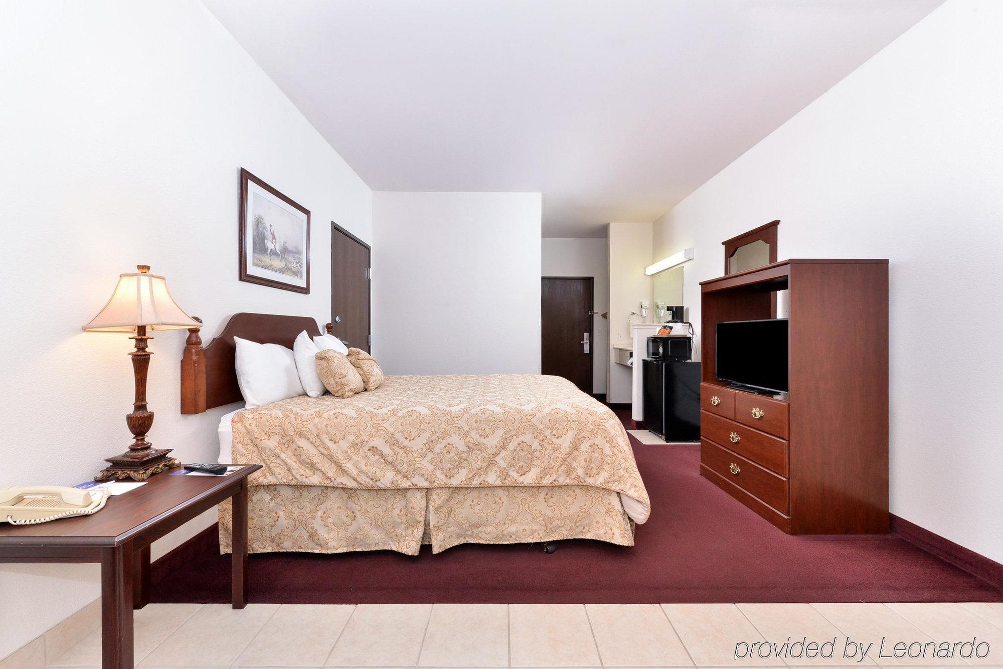 Americas Best Value Inn Somerville Texas Exterior photo