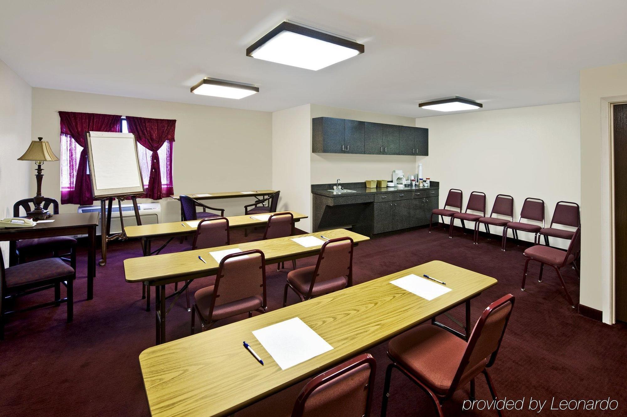Americas Best Value Inn Somerville Texas Exterior photo