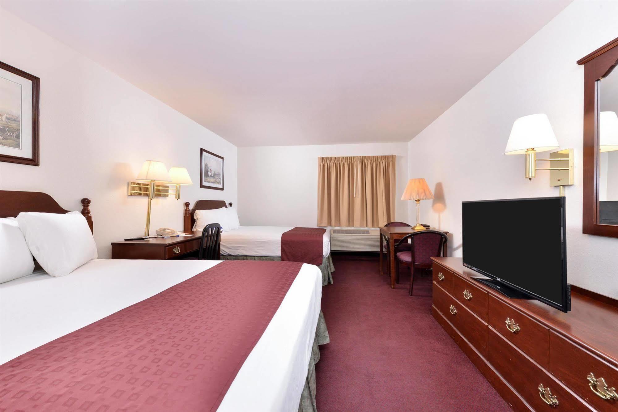 Americas Best Value Inn Somerville Texas Exterior photo