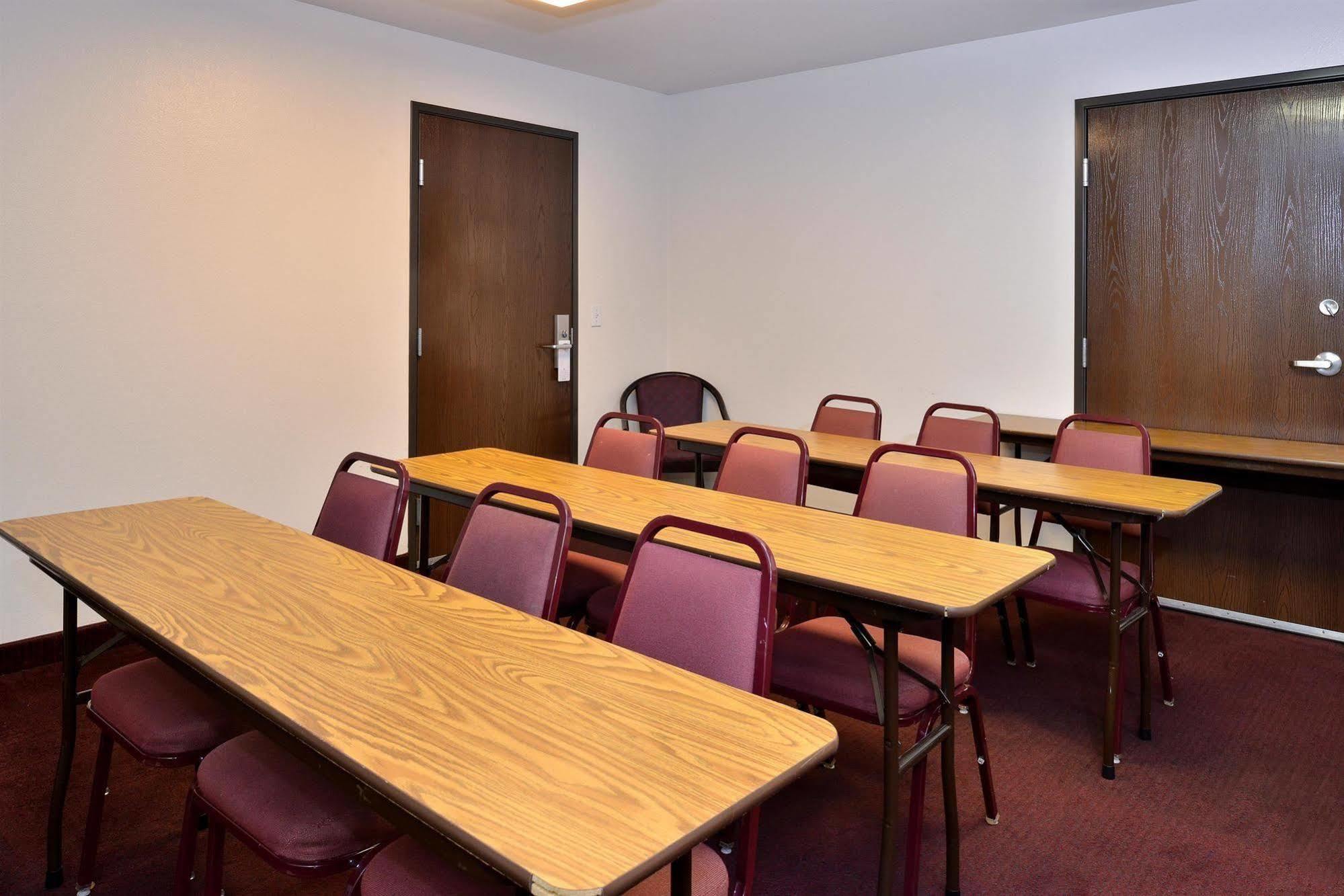Americas Best Value Inn Somerville Texas Exterior photo